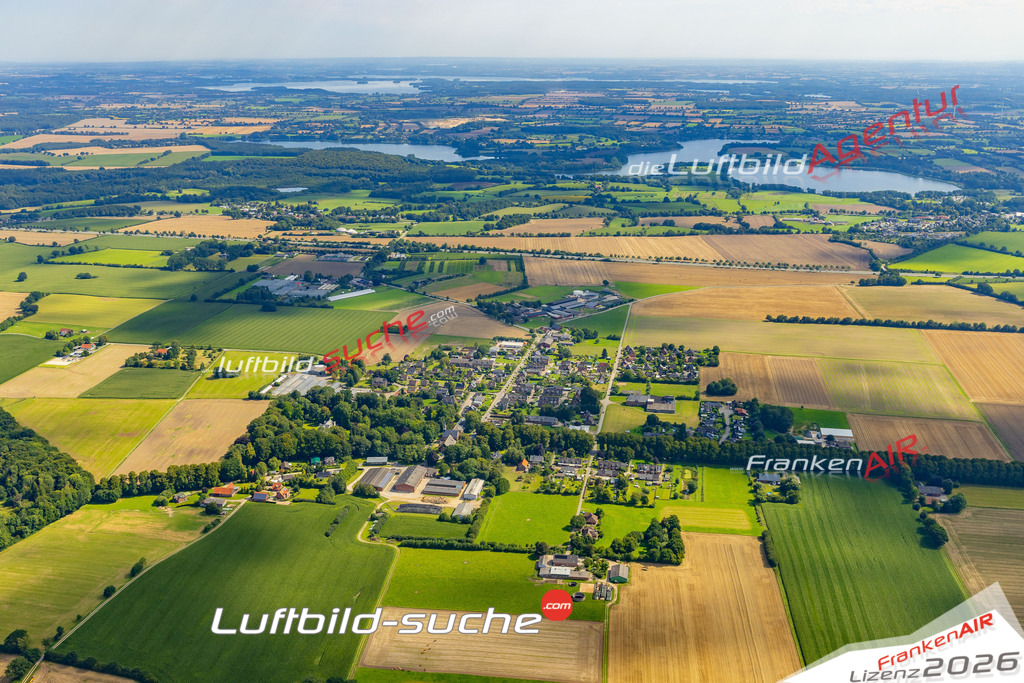 Luftaufnahme Schönböken Ruhwinkel - Die Luftaufnahme wurde 2025 vom UL-Flugzeug heraus erstellt ( ohne Drohne ) - Hochauflösende Luftaufnahme - für professionelle Ausdrucke geeignet. Die Geschenkidee !Mit Lizenz und Bildrechte bestellbar