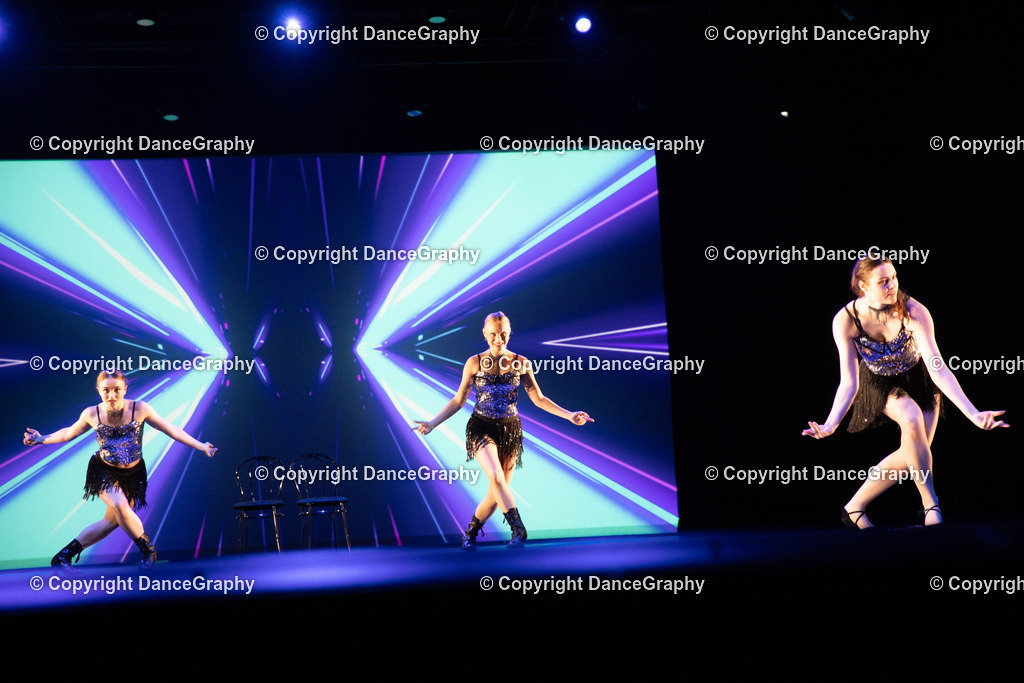 GPHY4217 | DanceGraphy - Realisiert mit Pictrs.com