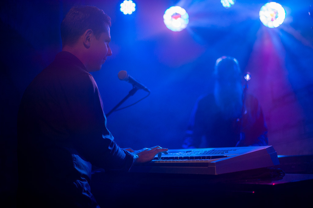 Disco Lounge im Forte Belvedere Leisnig | Disco Lounge mit Helena Forster meets Klazz Brothers im Forte Belvedere Leisnig zum Festival Hallo Leisnig 2022. - Realisiert mit Pictrs.com