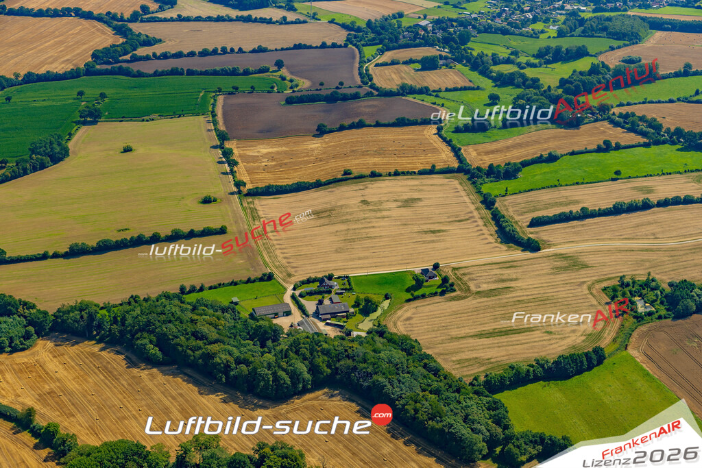 Klassische Luftaufnahme ohne Drohne zeigt:Meischenstorf bei Wangels - Die Luftbildaufnahme wurde 2025 vom UL-Flugzeug heraus erstellt ( keine Drohnenaufnahme ) - Hochauflösende Luftaufnahme -Nicht vergleichbar mit Google Maps oder Satelittenbilder- Die Geschenkidee !Mit Lizenz und Bildrechte bestellbar