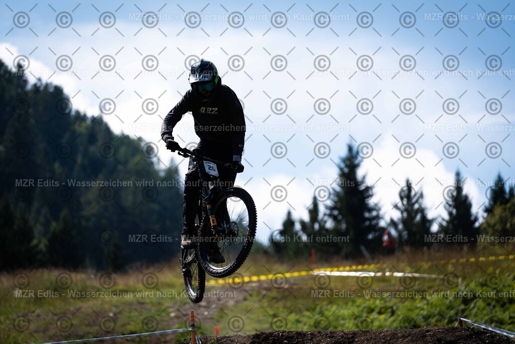 x-164 | mzredits - Realisiert mit Pictrs.com