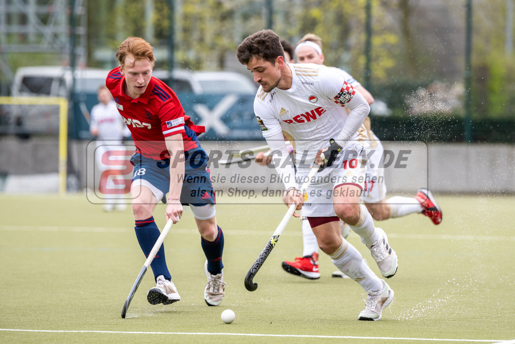 SFE_20230415_0245 | Deutsche Meisterschaft Männliche U16 Halle 2023 am 15.04.2023 in Düsseldorf (Düsseldorfer Hockeyclub 1905 e.V.), Photo: Stephan Fehrmann 2022 (Sports-Gallery),Stollarz Julius ( Düsseldorfer HC #18 ),Moritz Tromperts ( Rot-Weiss Köln #10 )