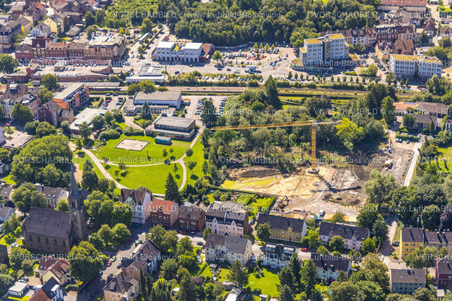Witten230800022 | Luftbild, Hallenbad und Park der Generationen, Baustelle für neues Bildungsquartier, Centrovital Ärztezentrum an der Westfalenstraße Ecke Annenstraße, Annen, Witten, Ruhrgebiet, Nordrhein-Westfalen, Deutschland
