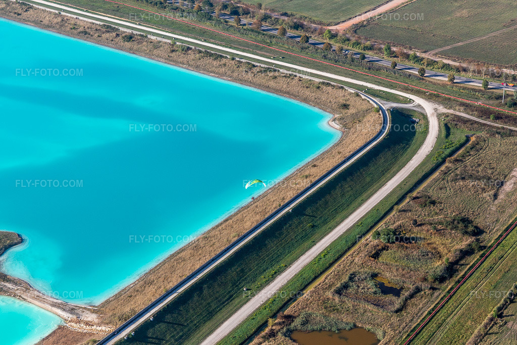 Aerial view: Saltworks in Rosières-aux-Salines in the state Meurthe et Moselle, France. – Photo: IMG_118230.jpg taken on 09/15/2019 by Werner Riehm/FLY-FOTO.com – Resolution of the original: 5472 x 3648 px