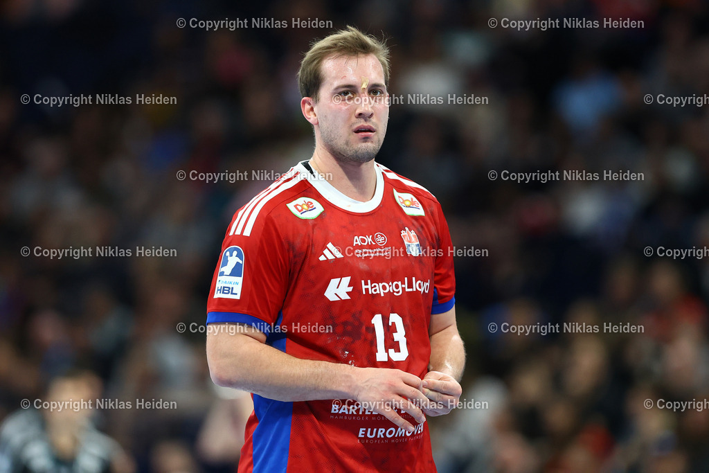NH_HSVHamburg_MTMelsungen_HandballBundesliga_22022026 | #13 Niklas Weller (Handball Sport Verein Hamburg)Handball I Herren I Bundesliga (Daikin HBL) I Saison 2025-2026 I 22. Spieltag I Handball Sport Verein Hamburg - MT Melsungen I 22.02.2026 I Barclays Arena