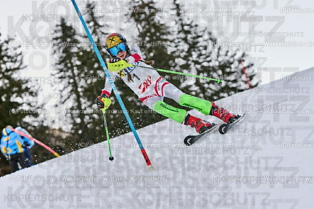 ALP1595_NWC-OAC-Slalom-I DGI_Hochkar_Sonnleitner Valentina | (C)FotoLois.com, Alois Spandl, NWC+OAC-Schüler-Slalom 1 auf dem Hochkar, Sa 7. Jänner 2023.
