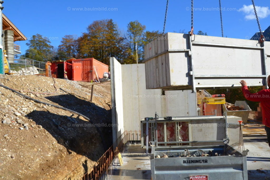 bib-lg04-betonarbeiten-0588 | Nach LV-Leistungsgruppen sortierte Detailfotos über den Bau eines Hauses. Alle Hausbau-Bilder direkt vom Urheber und Autor der Website Haus-Selber-Bauen.com