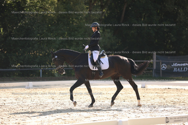 HG9A8324 | laurarinckfotografie - Realisiert mit Pictrs.com