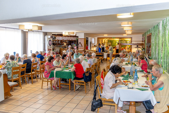 Seniorenbund Feldkirchen - Grillfest | Bildershop von pixelworld.at - Realisiert mit Pictrs.com
