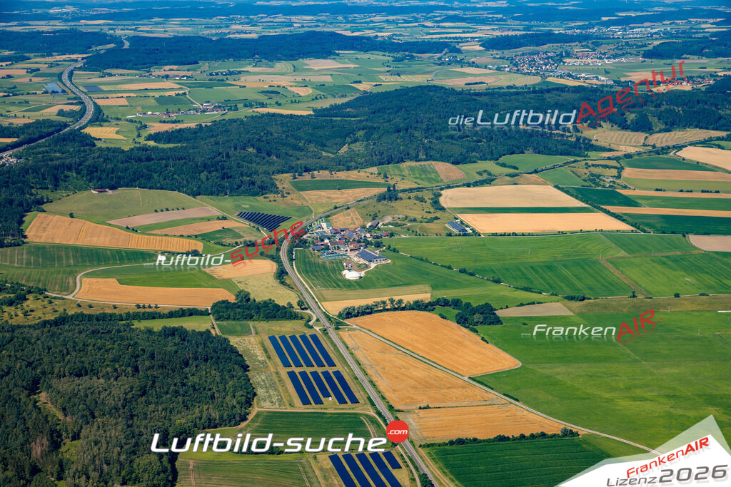 Das Luftbild zeigt : Röttenbach Leutershausen - Die Luftaufnahme wurde 2024 vom UL-Flugzeug aus erstellt ( keine Drohne ) - Hochauflösende Luftaufnahme - Für grossformatige Ausdrucke geeignet. Die Geschenkidee !Mit Lizenz und Bildrechte bestellbar