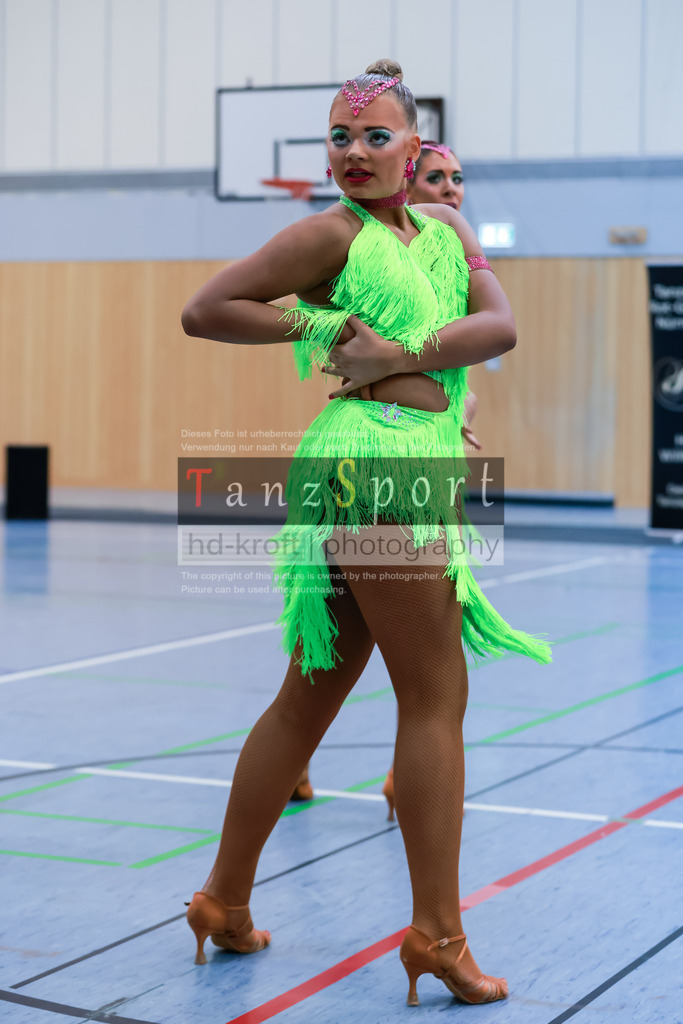 20260307_Solo-Forma_BL2_Nbg09406 | Tanzsportbilder, Standardtanz, Lateintanz, WDSF, DTV, LTVB, dancecomp, goc, hessen tanzt, blaues band der spree, walzer, tango, wiener walzer, slowfox, quickstepp, samba, rumba, cha-cha-cha, paso doble. jive, hd-kroft photography, turniertanzsport