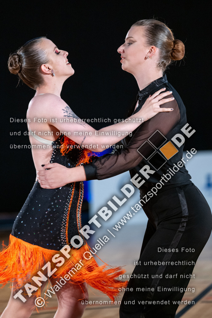 20250503-00892 | Hier finden Sie Tanz Bilder vom Latein und Standard Formationen tanzen. Sportbilder vom Tanzsport. Schöne Fotos und von Weltmeisterschaft, Europameisterschaft, Bundesliga, Regionalliga, Oberliga und Landesliga sowie von GOC Stuttgart, DanceComp, WM Bremen