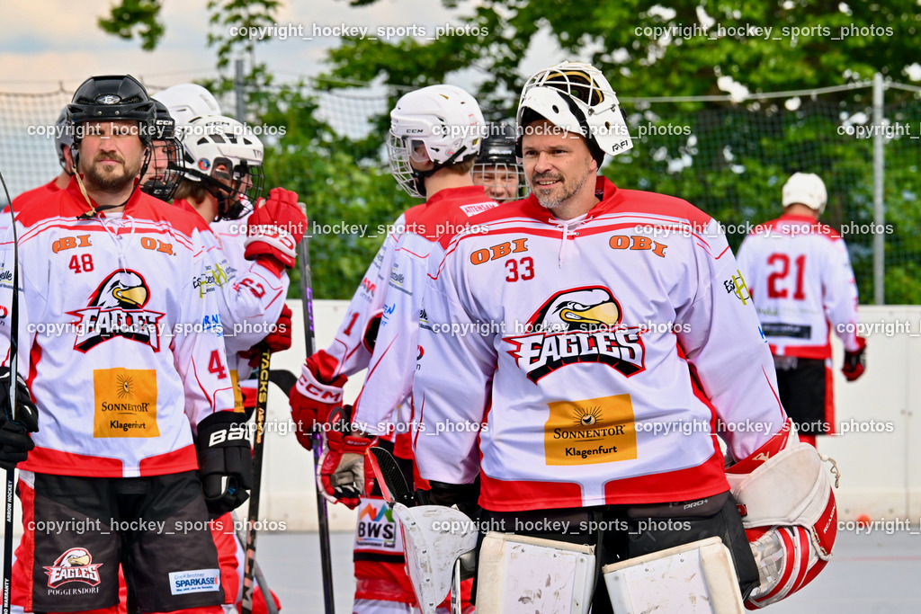 SV ASKÖ Ballhockey Villach vs. Ultras Spittal | #33 Mette Claudio HSC Zwa, #48 Krall Felix HSC Zwa, SV ASKÖ Ballhockey Villach vs. Ultras Spittal, SV ASKÖ Ballhockey Villach vs. Ultras Spittal am 10.05.2026 in Villach (Alpen Arena ), Austria, (Photo by Bernd Stefan)