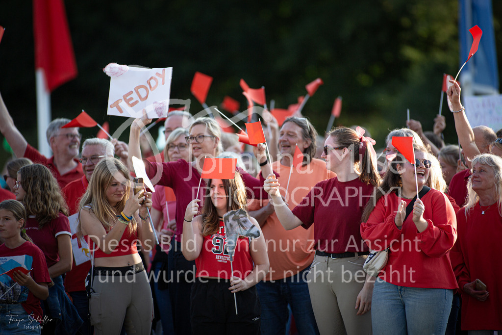 230728_BHO_Showprogramm_FS-748 | Deine schönsten Turniermomente als professionelle Fotos! Entdecke hochwertige Pferdesport-Fotografie im Online-Shop. Jetzt Fotos finden & bestellen!