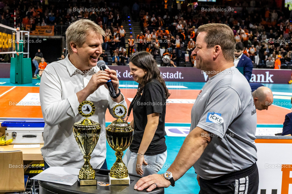 2024-00111528-3-Icke-Cup-Berlin |  16.11.2024; Berlin Foto: Gerold Rebsch - www.beachpics.de
