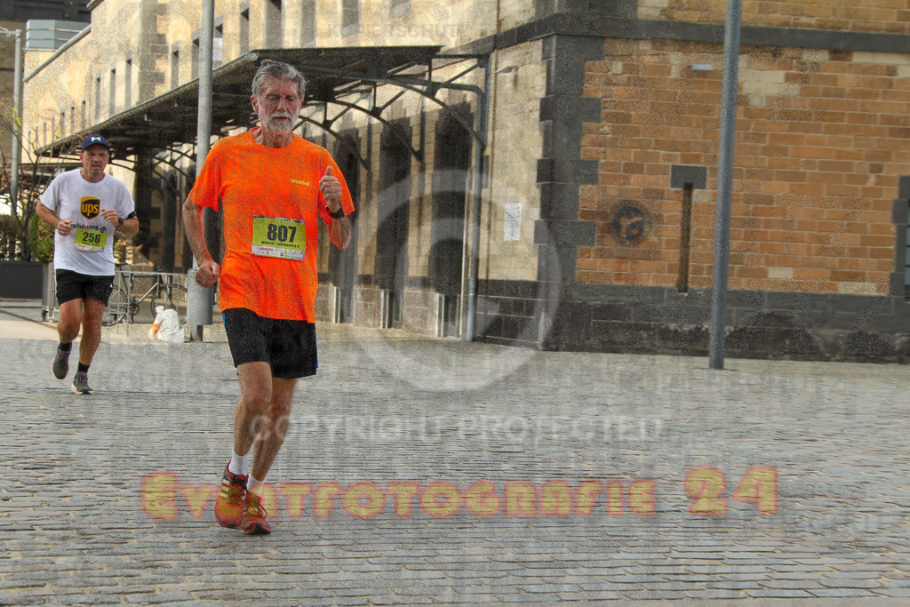 250920_1526_EV4_8783 | Sportfotografie im Rhein-Sieg Kreis, Köln, Bonn, NRW, Rheinland Pfalz, Hessen, etc. Unser Tätigkeitsfeld umfasst den Laufsport vom Volkslauf über den Marathon, Duathlon, Triathon bis zum Ultralauf wie Kölnpfad Ultra oder Schindertrail.