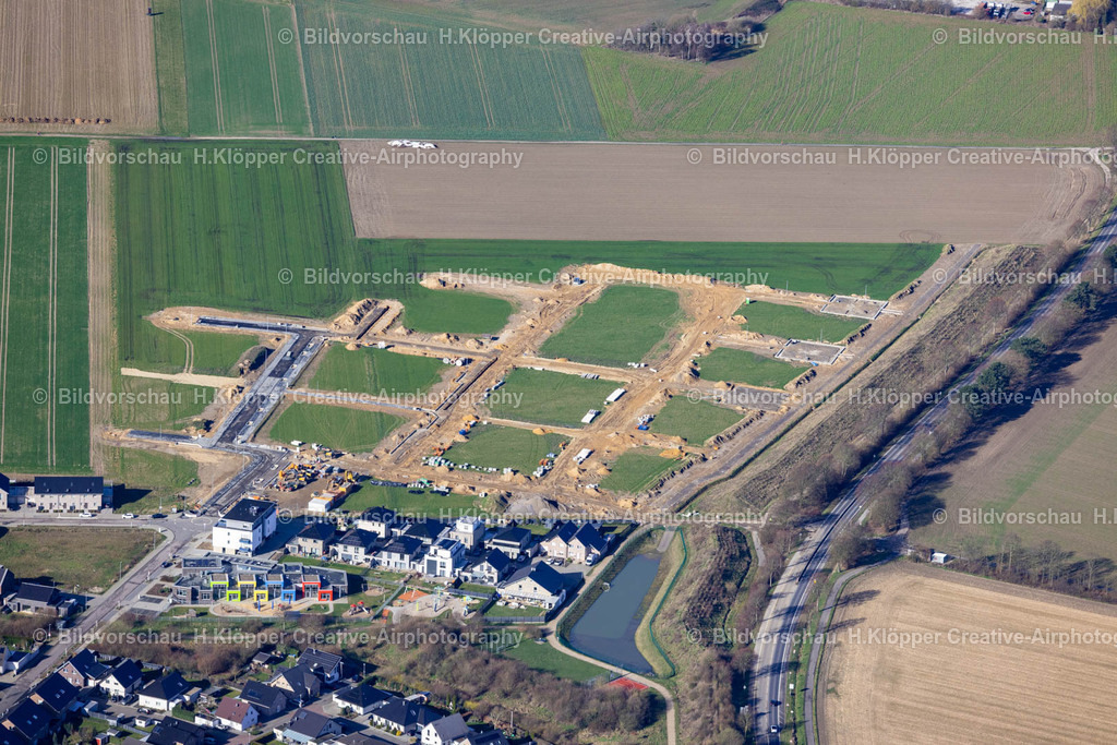 Luftbilder Erkelenz-9776 | Luftbildfotografie Baustelle zum Neubau einer Mehrfamilienhaus- Wohnanlage an der Viersener Allee, Kamp-Lintforter-Straße in Erkelenz im Bundesland Nordrhein-Westfalen, Deutschland. - Realisiert mit Pictrs.com