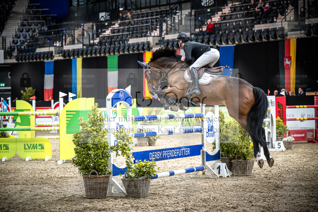 DOS_1290 | Entdecke hochwertige Reitturnierfotos von Foto Oger. Professionell, emotional und authentisch – jetzt Lieblingsmomente im Shop bestellen. - Realisiert mit Pictrs.com