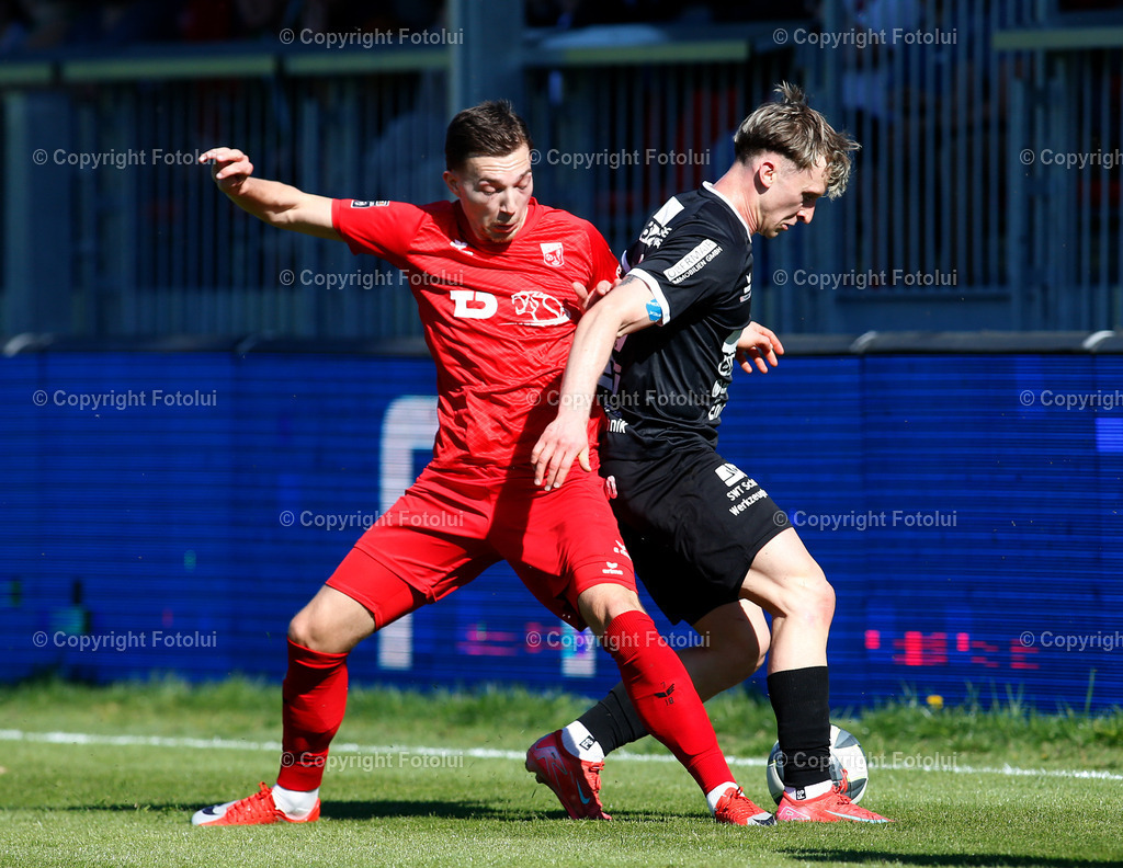 A_LUI_25042026_05 | SPORT,FUSSBALL LT1 OOE LIGA 25.04.2026  ASKOE OEDT 1B-VORWAERTS STEYR  IM BILD: DINO KOVACEVIC (OEDT1B) UND ALEXANDER WEINSTABL  (STEYR) FOTO:FOTOLUI