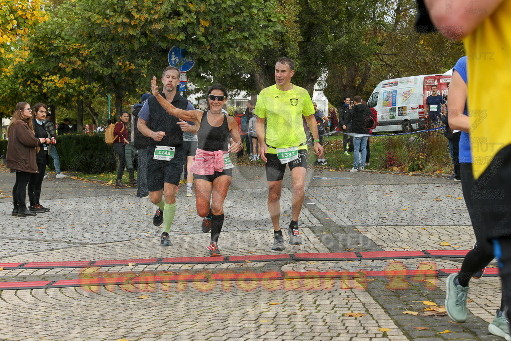 241020_1111_EX1_1377 | Sportfotografie im Rhein-Sieg Kreis, Köln, Bonn, NRW, Rheinland Pfalz, Hessen, etc. Unser Tätigkeitsfeld umfasst den Laufsport vom Volkslauf über den Marathon, Duathlon, Triathon bis zum Ultralauf wie Kölnpfad Ultra oder Schindertrail.