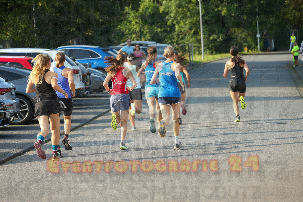 240802_1811_EX1_5699 | Sportfotografie im Rhein-Sieg Kreis, Köln, Bonn, NRW, Rheinland Pfalz, Hessen, etc. Unser Tätigkeitsfeld umfasst den Laufsport vom Volkslauf über den Marathon, Duathlon, Triathon bis zum Ultralauf wie Kölnpfad Ultra oder Schindertrail.