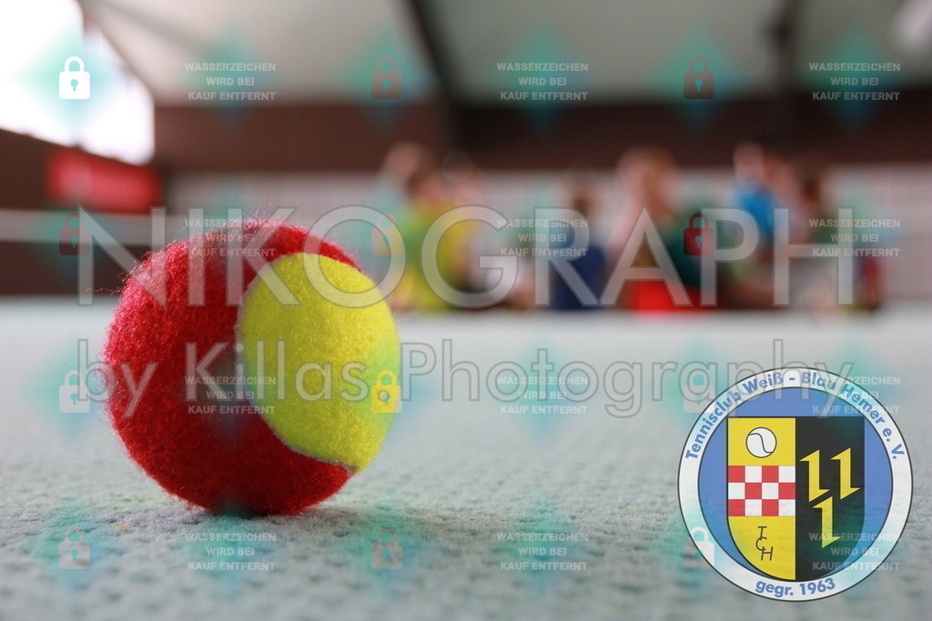 Tennisball | Nikograph by Killas.Photography - Ihr Photo-Designer aus Iserlohn. Bei mir erhalten Photographie und IT-Dienstleistungen zu fairen Konditionen. Bei Nikograph.eu finden Sie Wandbilder, Kalender, Photomagnete und viele weitere Photogeschenke.