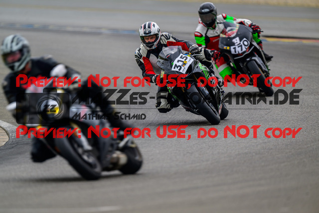 MaZZes_Fotomatrix_20240923_6007705_6482 | GELB