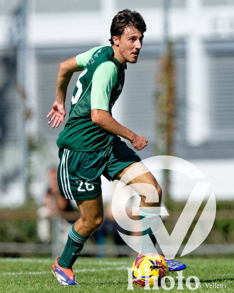 2eme ligue - FC Onex v CS Italien |  during the 2eme ligue match between FC Onex and CS Italien at Stade municipal d'Onex in Geneva, Switzerland