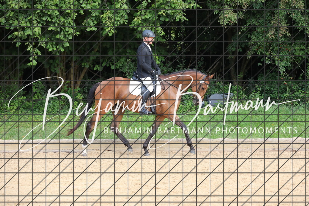 AZ2A1840 | Benjamin Bartmann Photomoments