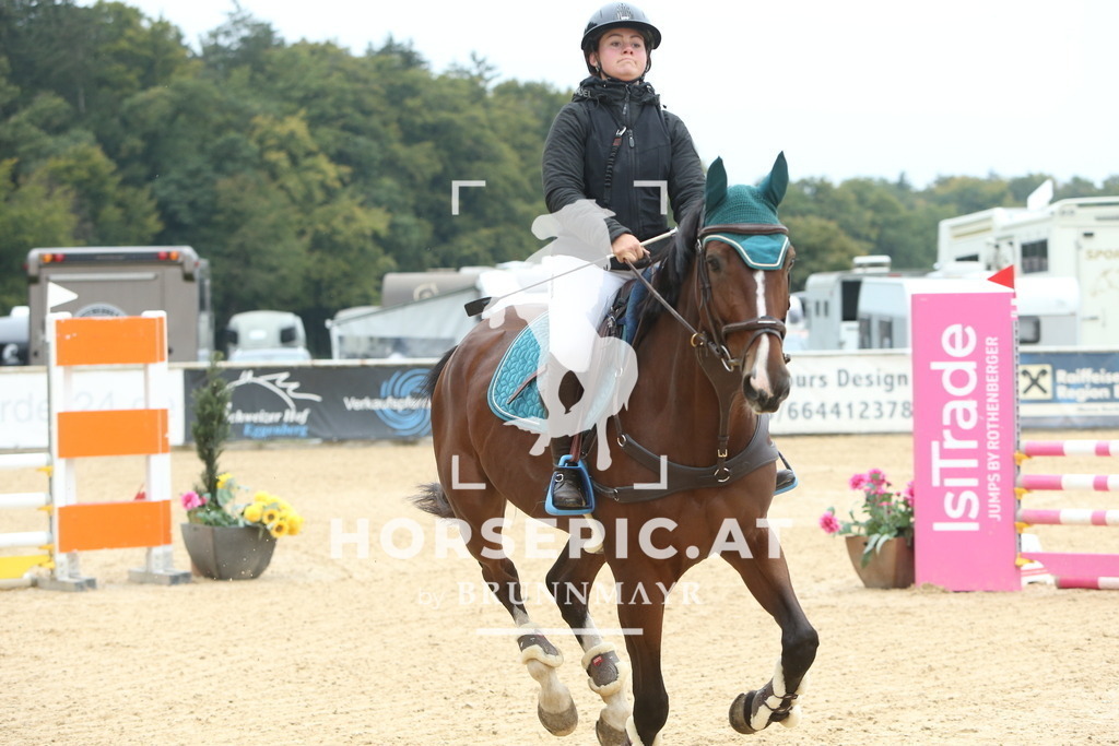 DL2Q5369 | Willkommen bei Brunnmayr - Design & Fotografie – Ihrem Spezialisten für Reitturniere und Pferdeveranstaltungen in Oberösterreich, Salzburg und Bayern! Seit über 17 Jahren sind wir leidenschaftlich dabei.