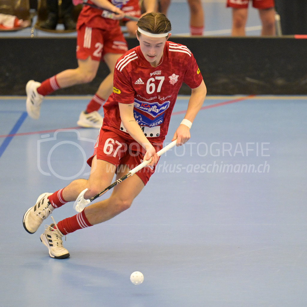 Lillan IBK vs Strängnäs IBK - 17. März 2024 | Lillan IBK vs Strängnäs IBK
Idrottshuset Örebro, Arenahallen, Örebro
Sebastian Kämpe (#67 Strängnäs IBK).
Bild: Sportfotografie Markus Aeschimann | www.markus-aeschimann.ch - Realisiert mit Pictrs.com