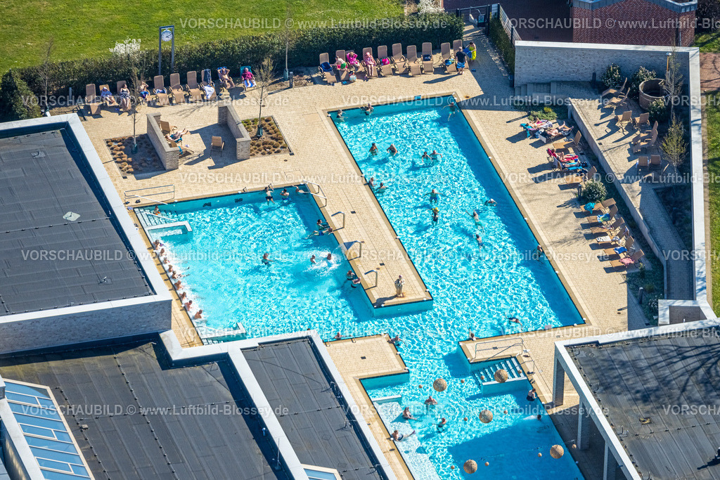 Werne250403214 | Luftbild, Solebad, Freibad Schwimmbad und Badegäste, Sonnenliegen, Werne, Ruhrgebiet, Nordrhein-Westfalen, Deutschland