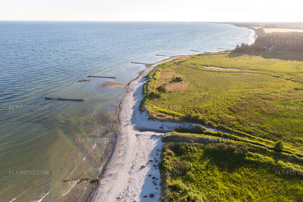 Aerial view: View of the town in Borre in the state Zealand, Denmark. – Photo: IMG_108601.jpg taken on 07/04/2018 by Werner Riehm/FLY-FOTO.com – Resolution of the original: 5355 x 3570 px
