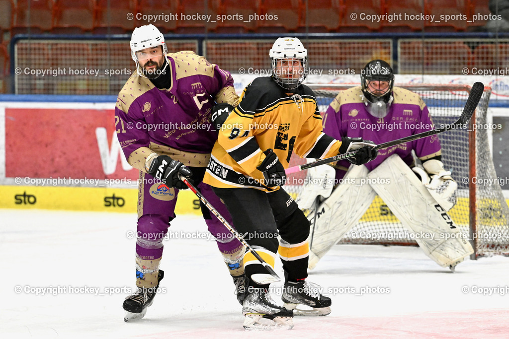 EC Kellerberg vs. EC Arnoldstein | #94 Agnola Filippo EC Arnoldstein, #21 Pettauer Christoph EC Kellerberg, #31 Frank Patrick EC Kellerberg, EC Kellerberg vs. EC Arnoldstein, EC Kellerberg vs. EC Arnoldstein am 27.01.2026 in Villach (Stadthalle Villach), Austria, (Photo by Bernd Stefan)