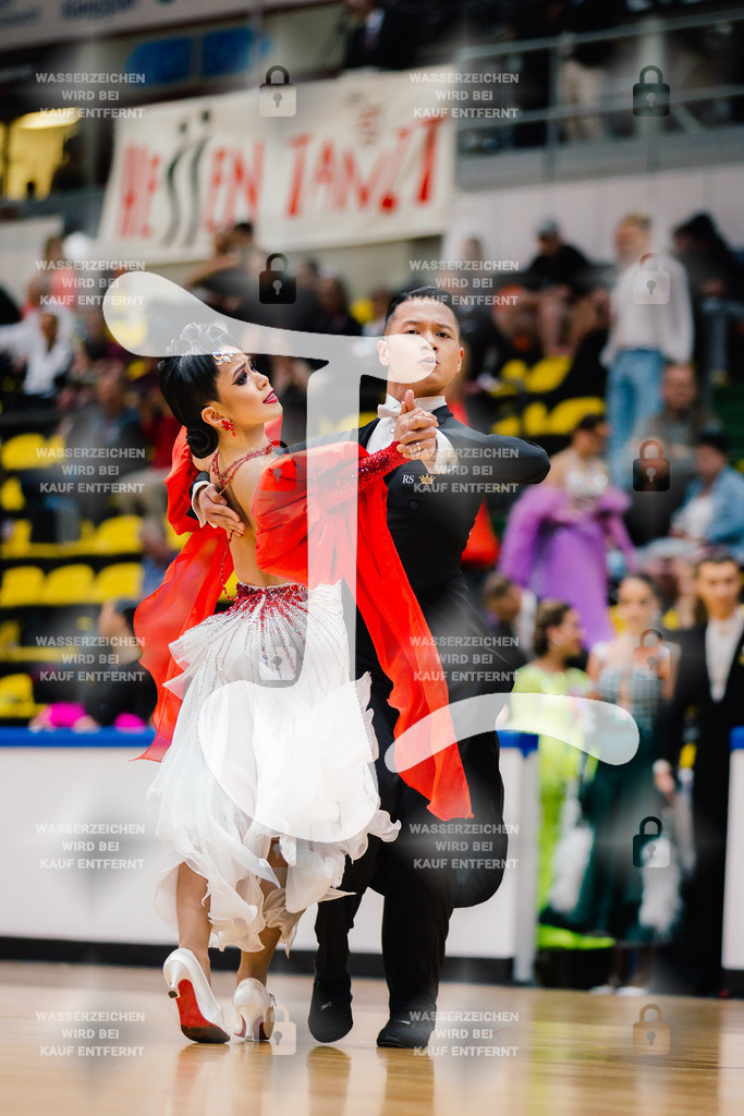 Hessen Tanzt WDSF International Open Standard 11th (12) Sean Aranar _ Ana Nualla (Philippines)-2025-05-17-8474 | Webshop for digital downloads and prints of dance sport, event & show photographer Julian Link - Realisiert mit Pictrs.com