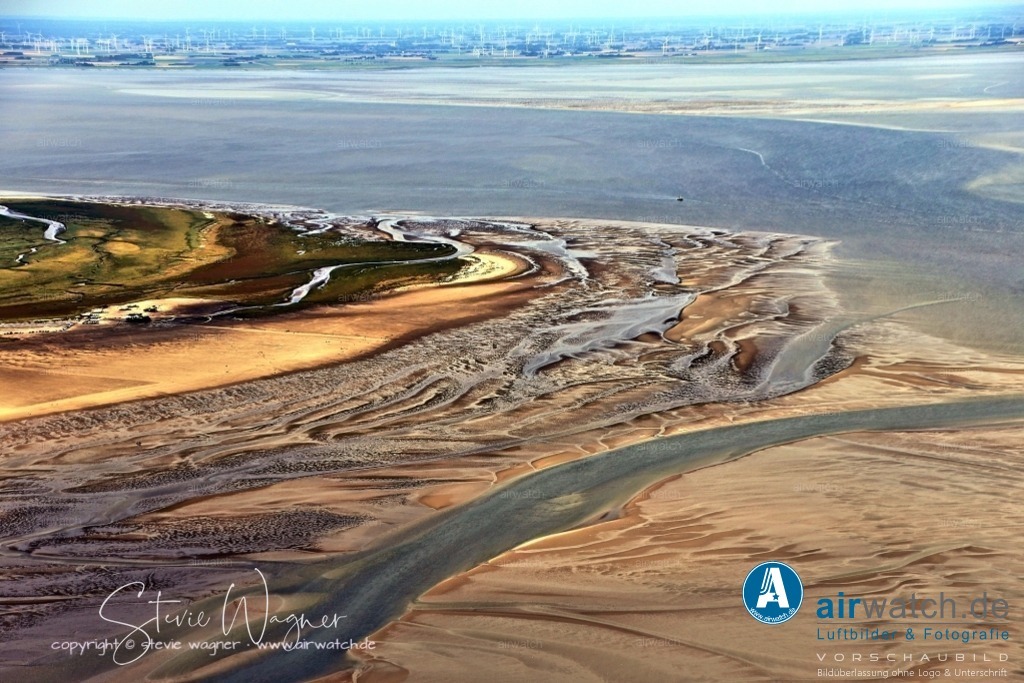 Luftbilder St.Peter-Ording | Entdecken Sie atemberaubende Luftbilder und Fotografien auf airwatch.de - Tauchen Sie ein in eine Welt voller faszinierender Aufnahmen aus der Vogelperspektive.