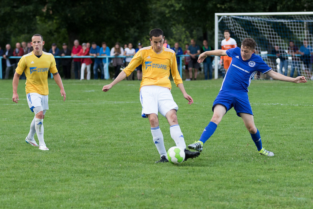 SG Morshausen - TSV Emmelshausen | Sportfotografie Hermann-Josef Stoffel - Realisiert mit Pictrs.com