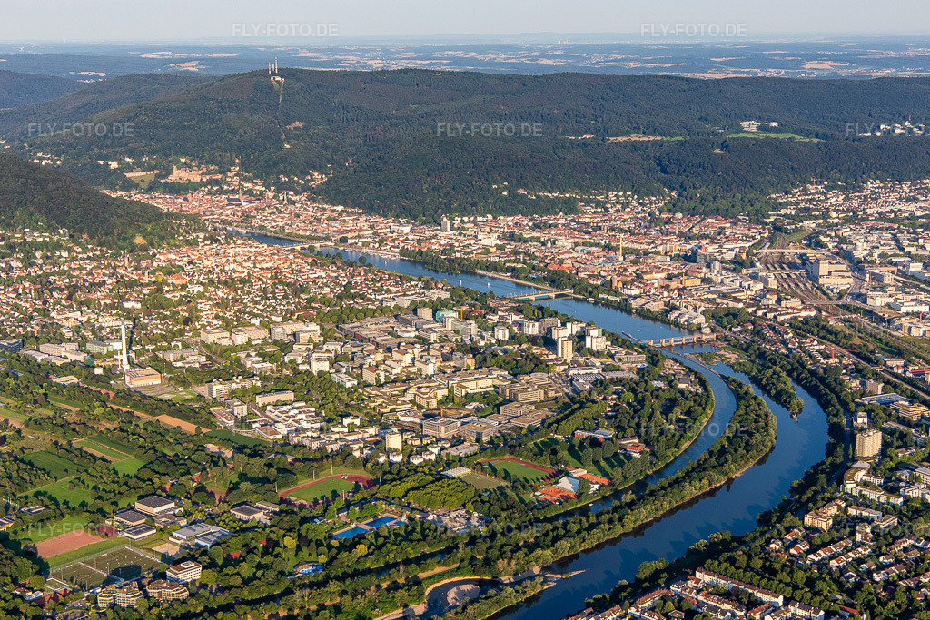 Luftbild: Neuenheimer Feld im Ortsteil Neuenheim in Heidelberg im Bundesland Baden-Württemberg in Deutschland. Foto: IMG_142598.jpg vom 18.07.2024 durch Werner Riehm/FLY-FOTO.de