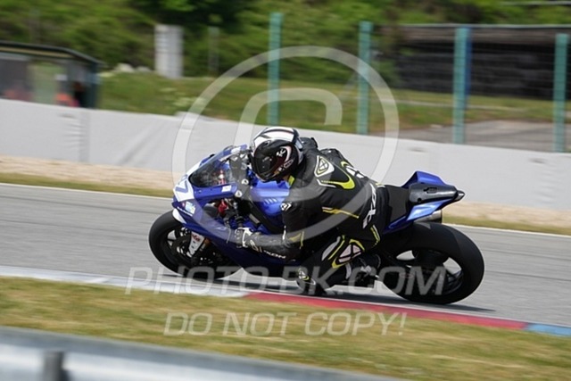 2024_05_04_PBK_25416 | Sportfotografie; SlowMotion; Video; Rennstrecke; Hafeneger; Speer; Racing; RSE; BMW; CBO; Trackday; Motorsportarena; Hockenheimring; Brno; Most; Barcelona; Valencia