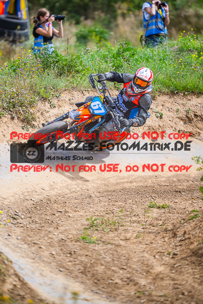 MaZZes_FotoMatrix_230812_0272 | UE40