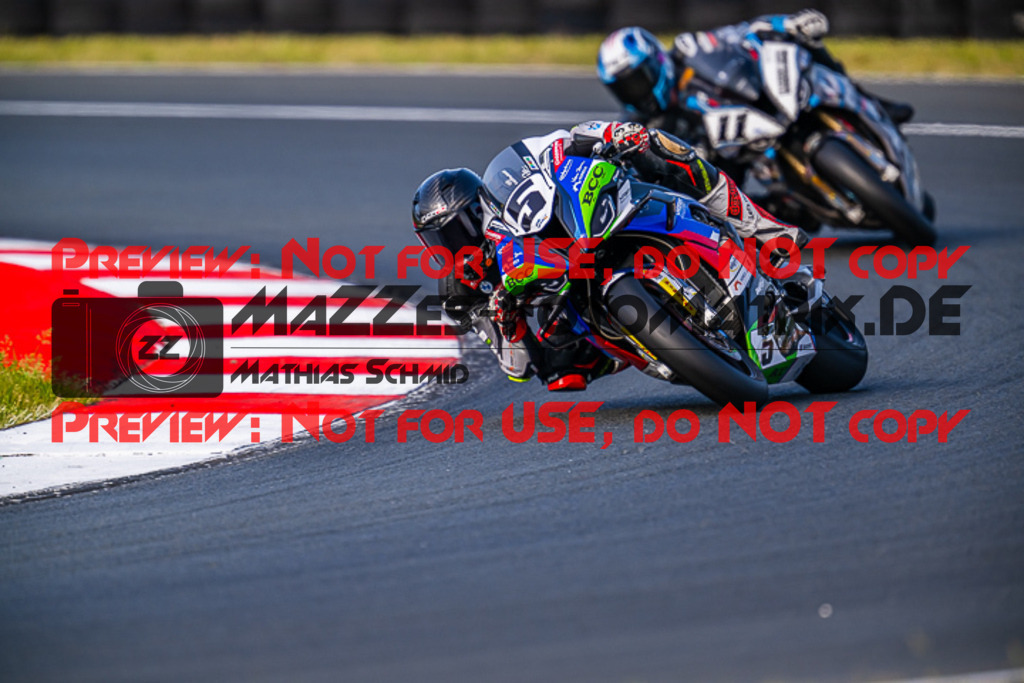 MaZZes_FotoMatrix_220522_3109 | Fotograf Mathias Schmid
Sportfotograf,
Eventfotograf,
Hochzeitsfotograf,
Portraitfotograf