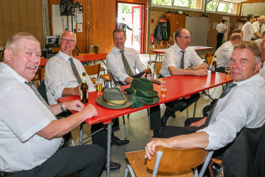 top-top.de-250628-071 | Foto, Video, Fotografie, Videografie, Fotobox, DJ, Discjockey, Musik, Musikbox, Veranstaltung, Photobooth, Amazon, Ebay, Buchtipp, Bestseller, Autor, Verlag, Buch, Wesel, Hamminkeln, NRW, Dinslaken, Rees, Drohne, Hochzeit, Party, Fotobox, Wesel, Fotograf