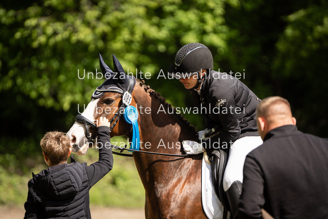 Bad_Meinberg_08759 | saradresslerfotografie - Realisiert mit Pictrs.com