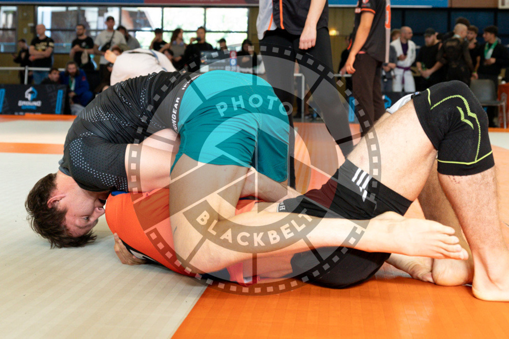 20240915PBB1738 | Athletes compete during the Grappling Industries’ grappling and Brazilian jiu-jitsu competition in Berlin, on September 15, 2024.