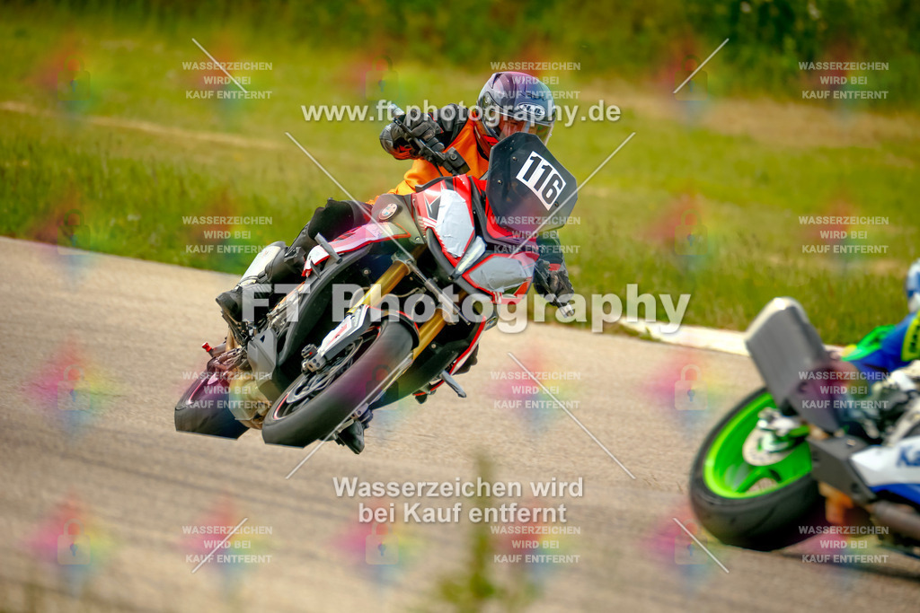 _MOT1517 | Hier findet Ihr Bilder von Touristenfahrten auf der Nürburgring Nordschleife oder von anderen Veranstaltungen die ich besucht habe. Viel Spass beim Durch Schauen 