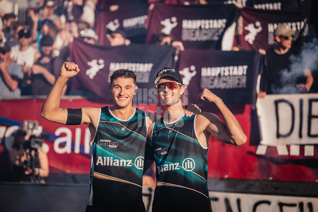Beachvolleyball | Männer | Allianz German Beach Tour 2025 | Tourstop Berlin | 16.08.2025 | v.l. Hennes Nissen und Niklas Held