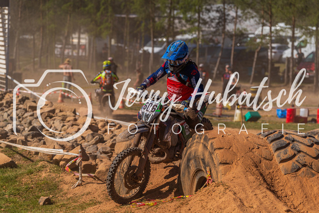 JHF.ECHT.3h.Samstag.171 | jennyhubatsch-endurofotografie
