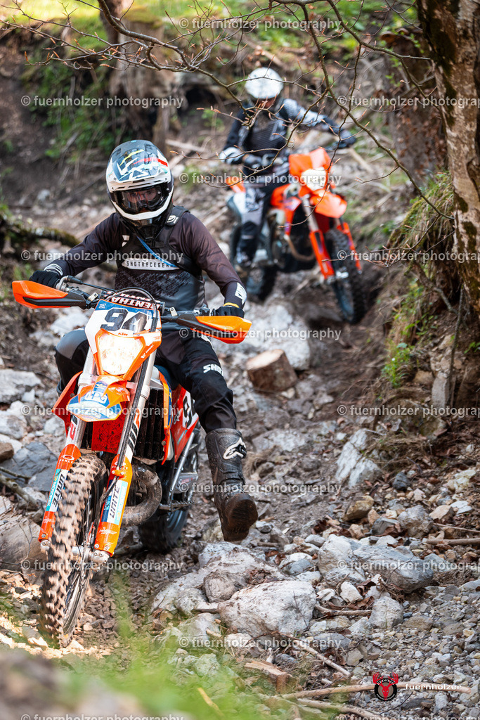 fuernholzer_250501-C2-85 | Fotografische Impressionen von der Red Stag Enduro Extreme by fuernholzer-photography.com. Endurosport in Österreich fotografisch festgehalten von fuernholzer. Auftragsfotografie für Private, Gewerbefotos und Industriefotografie. Eventfotografie, Sportfotografie und Motorsportfotografie. Anbieter von Fotoworkshops, Fototraining, fotografischen Vorträgen und Fotoseminaren.