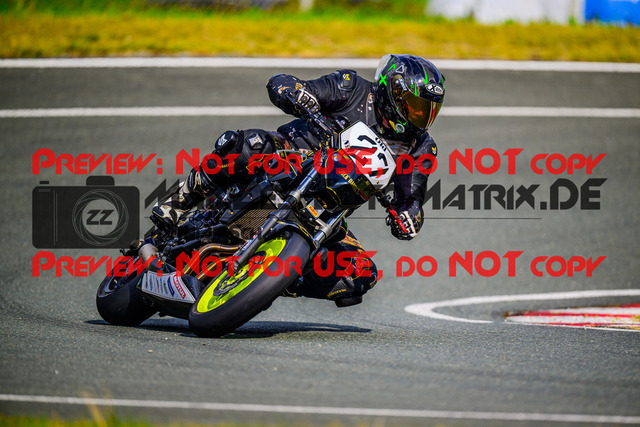 MaZZes_FotoMatrix_240728_6007705_3684 | TWIN