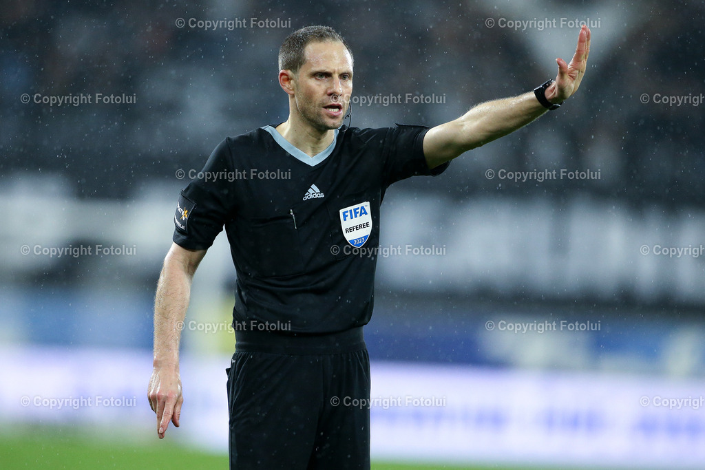 A_LUI_20230224_0035 | SPORT,FUSSBALL,ADMIRAL BUNDESLIGA LASK-AUSTRIA LUSTENAU 24.02.2023IM BILD. FIFA -SCHIEDSRICHTER HARALD LECHNER FOTO.FOTOLUI/UW